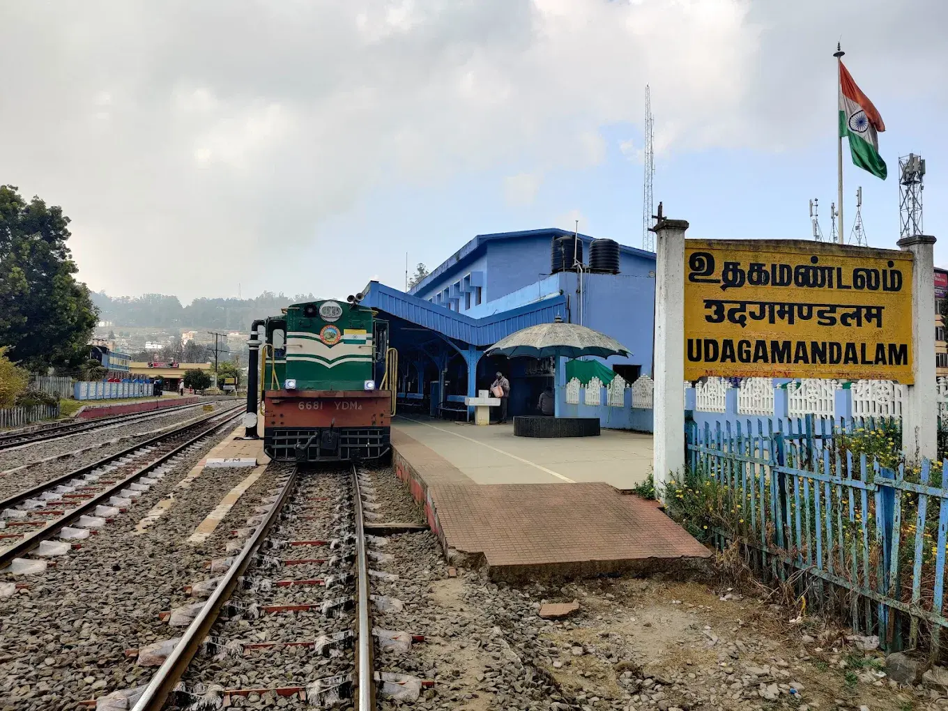Nilgiri Mountain Railway steam engine crossing a bridge